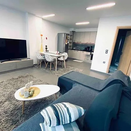 Hitech Apartamento Amaliada